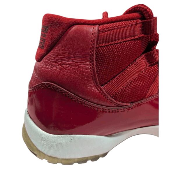 NIKE Air Jordan 11 Retro 'Win Like 96' Sneakers Size 8.5 - Picture 12 of 13